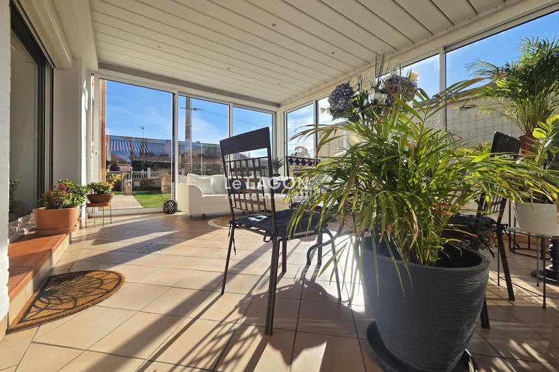 Maison - 170 m² - 6 pièces