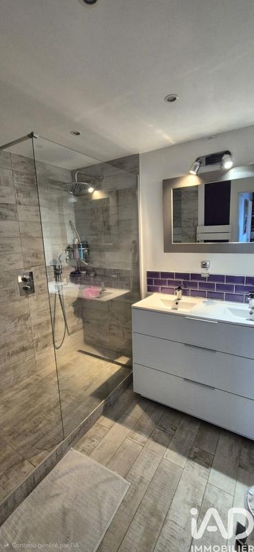 Appartement - 80 m² - 4 pièces