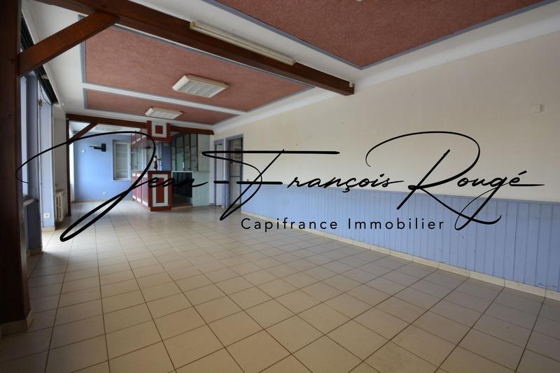 Local commercial - 230 m² - 12 pièces