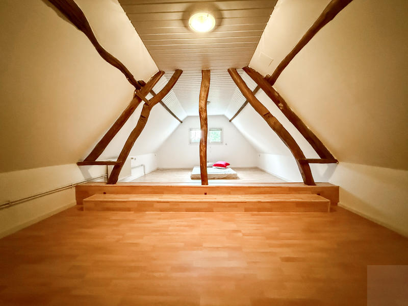 Maison - 186 m² - 7 pièces