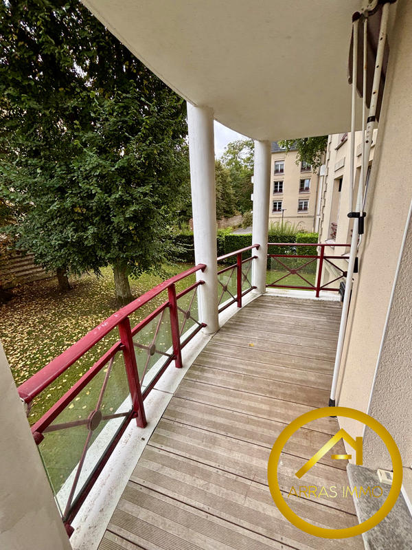 Appartement - 90 m² - 3 pièces