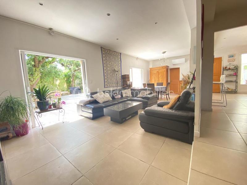 Villa - 124 m² - 6 pièces