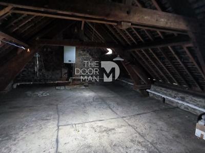 Immeuble - 155 m² - 7 pièces