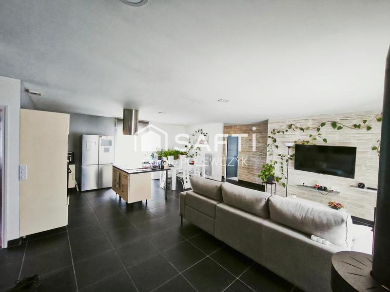 Maison - 90 m² - 4 pièces