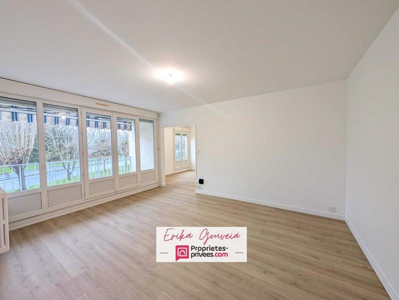 Appartement - 82 m² - 3 pièces