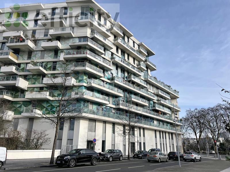 Appartement - 90 m² - 4 pièces