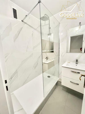 Appartement - 75 m² - 4 pièces