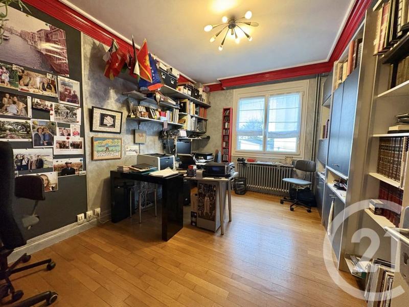 Maison - 165 m² - 6 pièces