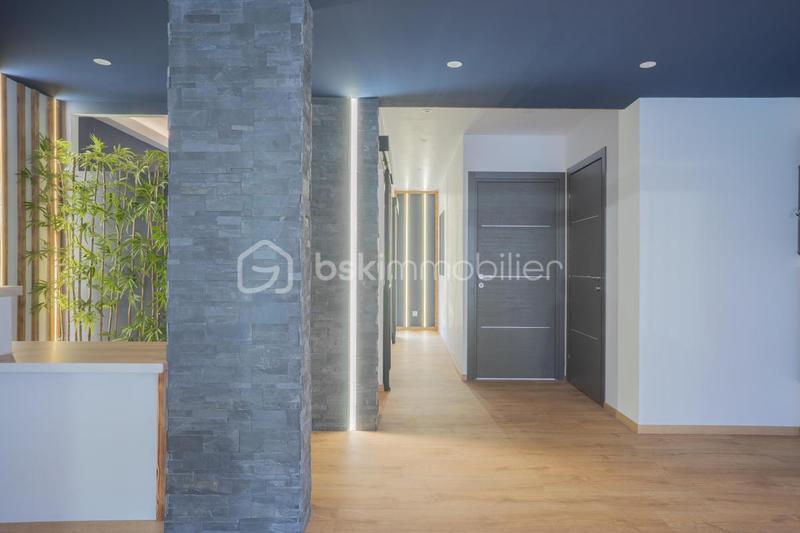 Bureau - 56 m² - 4 pièces