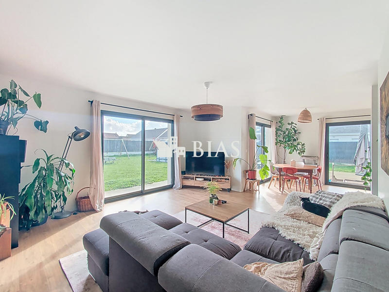 Maison - 125 m² - 6 pièces