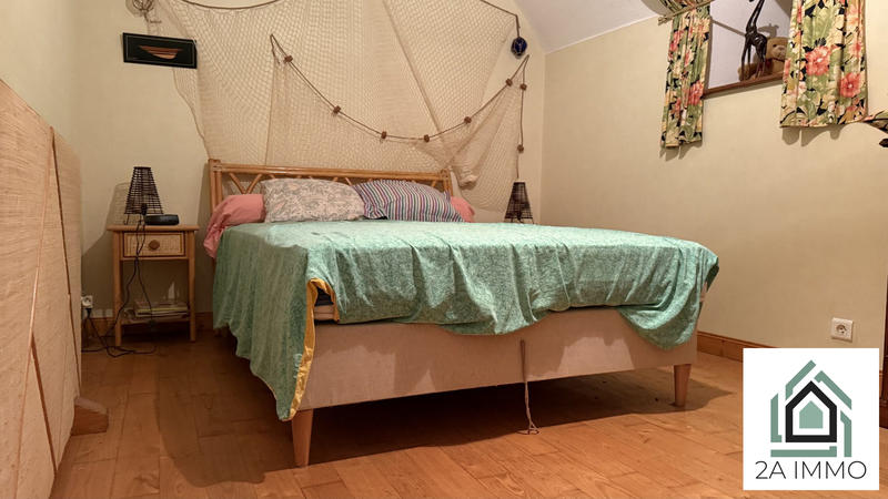 Maison - 209 m² - 6 pièces