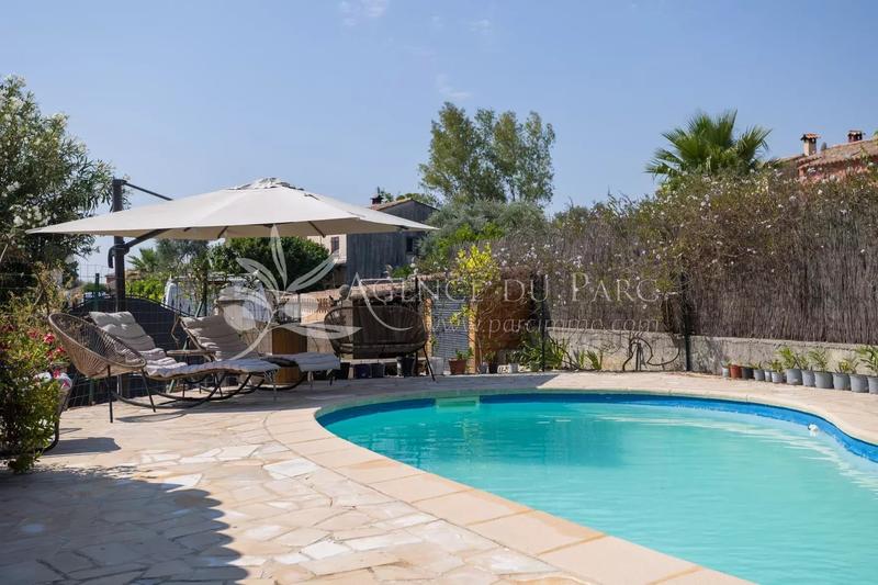 Villa - 171 m² - 5 pièces