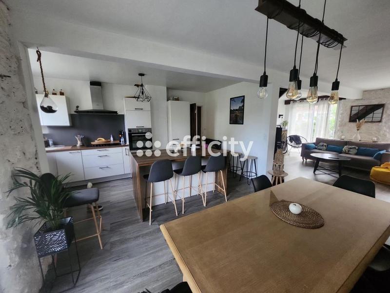 Maison - 156 m² - 7 pièces