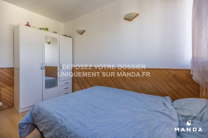 Chambre - 9 m² - 4 pièces