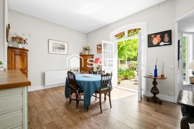 Maison - 192 m² - 7 pièces