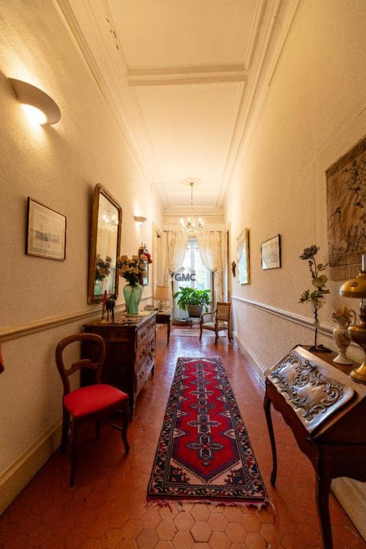 Appartement - 270 m² - 6 pièces