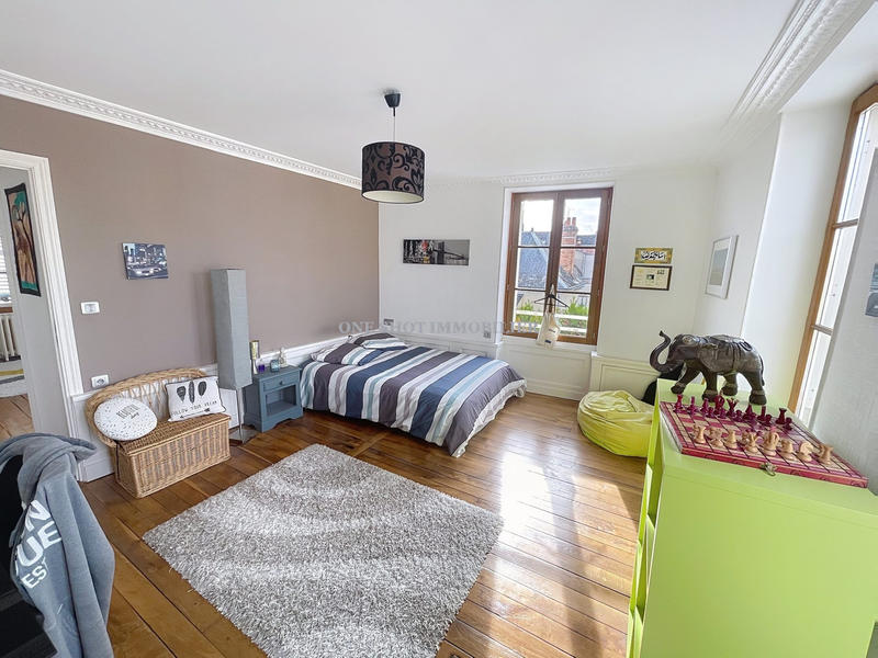 Duplex - 185 m² - 5 pièces