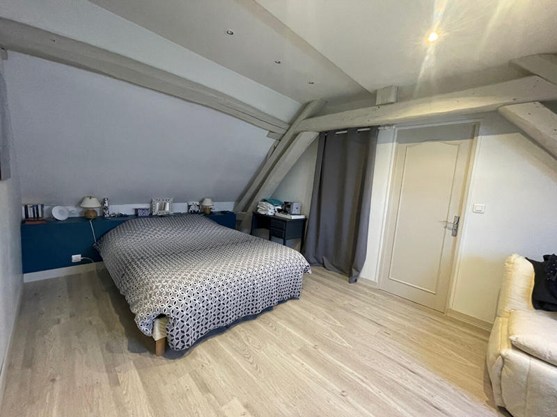 Maison - 143 m² - 5 pièces