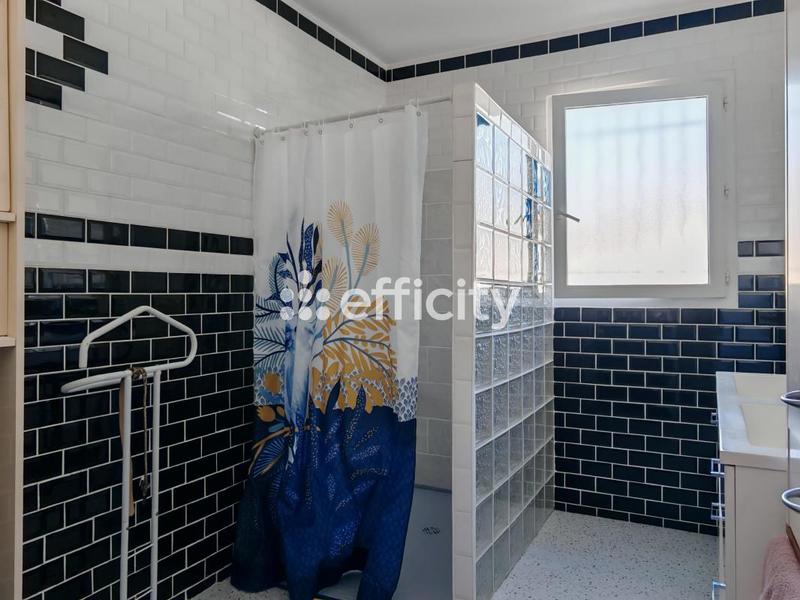 Pavillon - 98 m² - 4 pièces