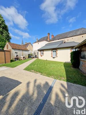 Maison - 145 m² - 6 pièces