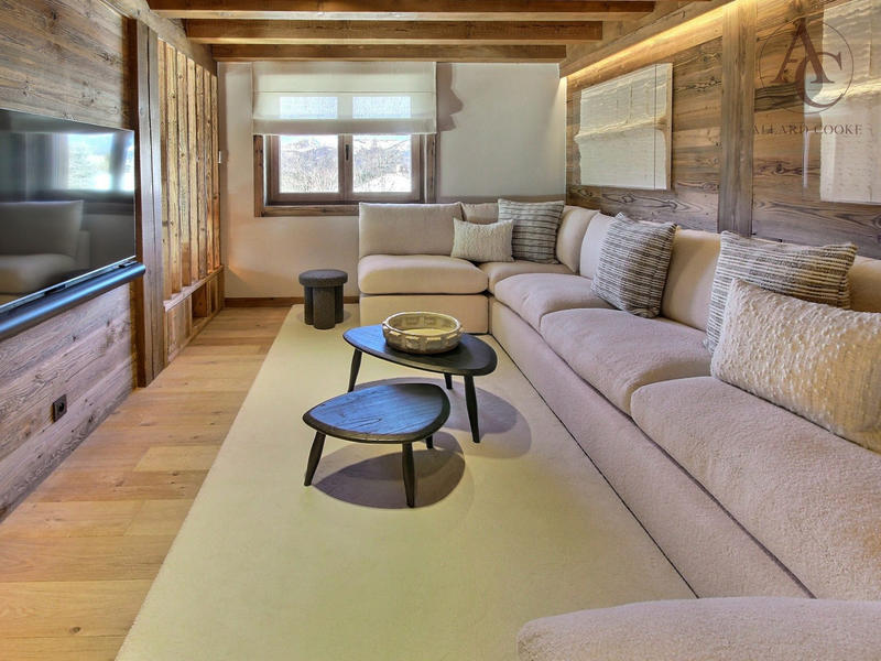 Châlet - 320 m² - 9 pièces