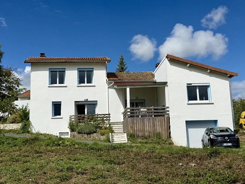 Maison - 107 m² - 5 pièces