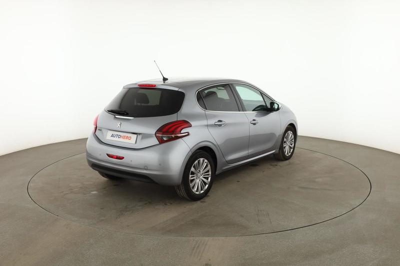 Peugeot 208 1.2 PureTech Allure 5p 110 ch
