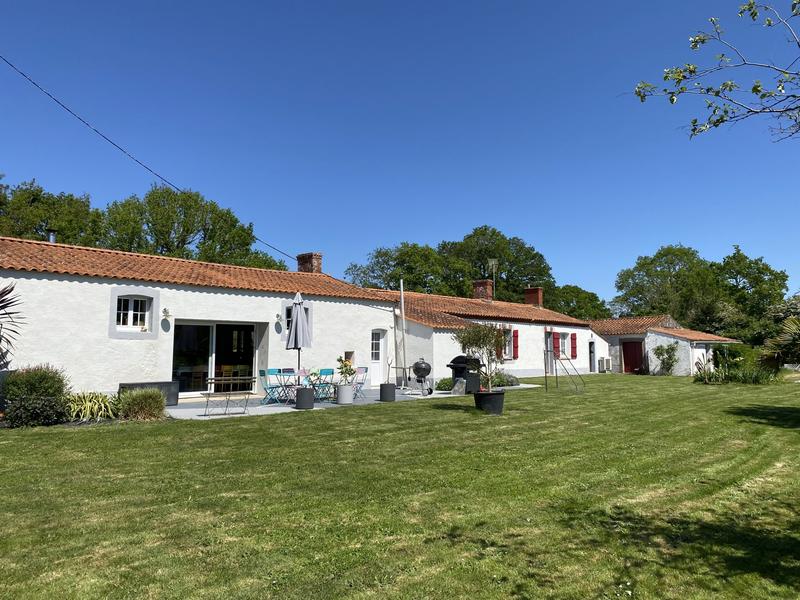 Maison - 171 m² - 6 pièces