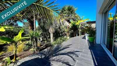 Villa - 301 m² - 11 pièces