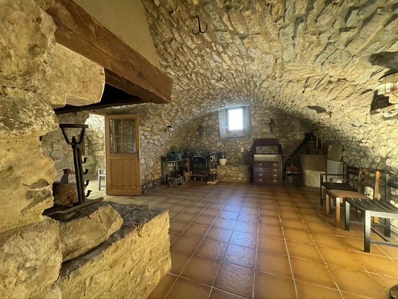 Maison - 190 m² - 8 pièces