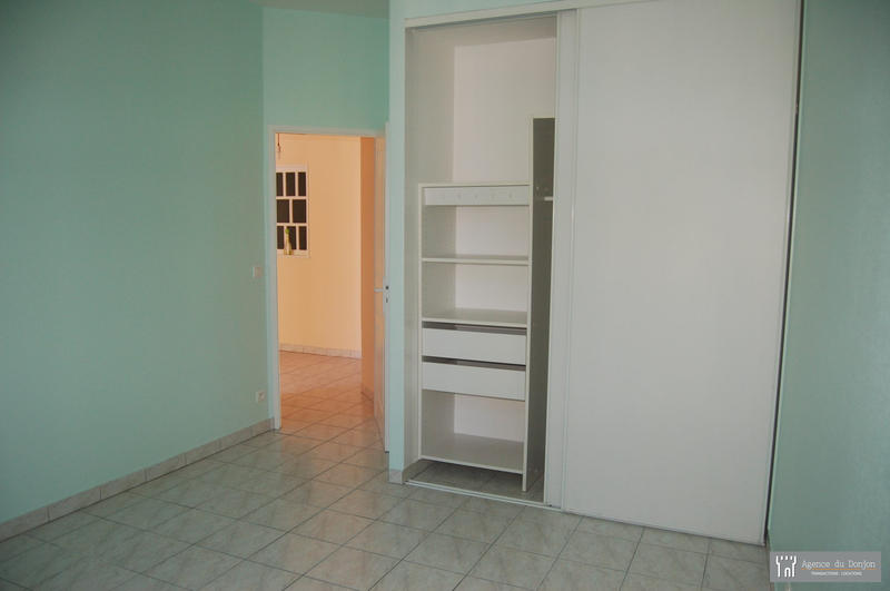 Appartement - 80 m² - 4 pièces