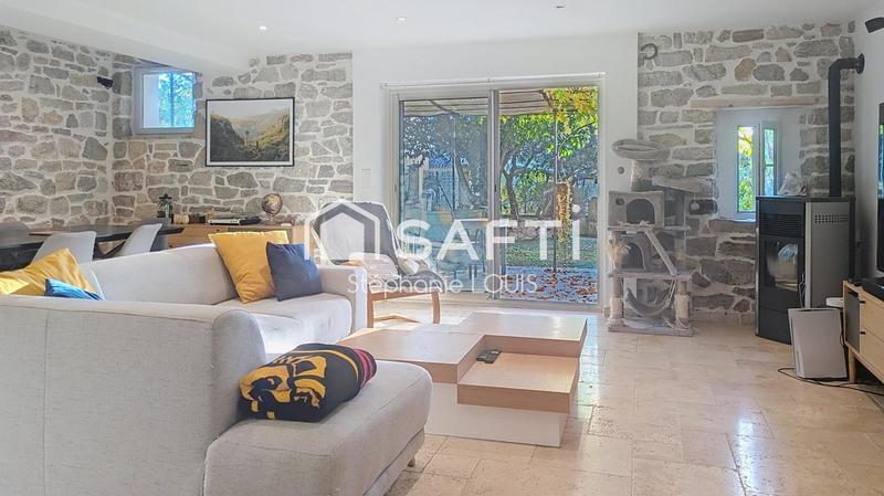 Maison - 113 m² - 5 pièces