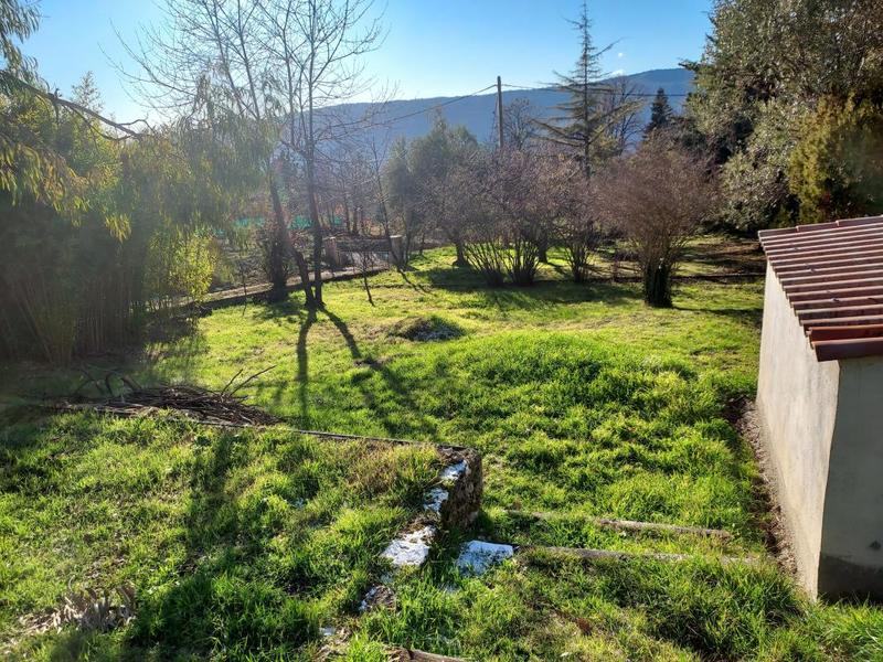 Terrain constructible - 1 115 m²
