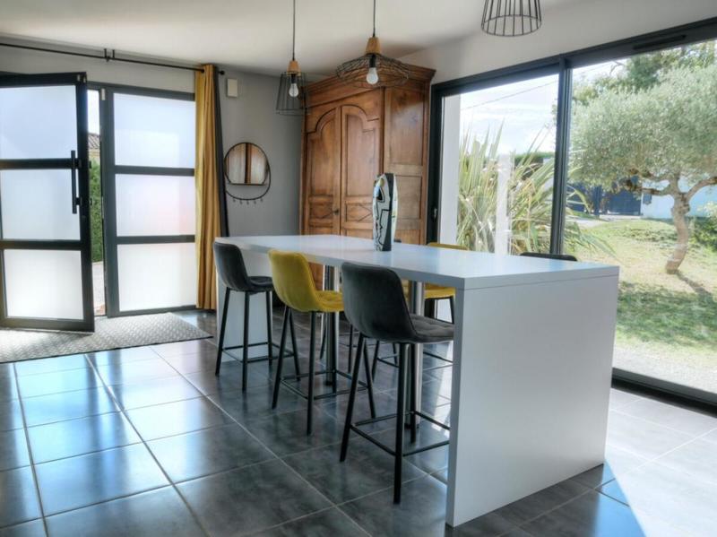 Maison - 200 m² - 4 pièces