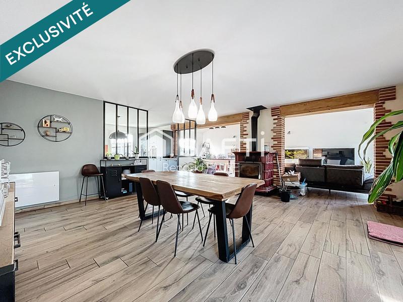 Maison - 200 m² - 7 pièces