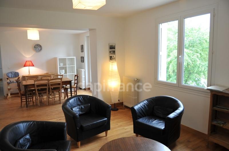 Maison - 217 m² - 11 pièces