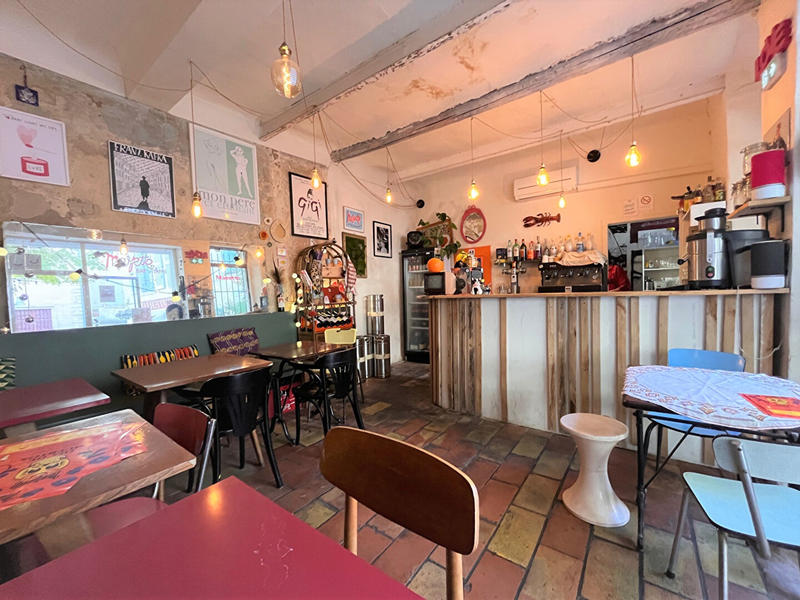 Local commercial - 80 m² - 3 pièces