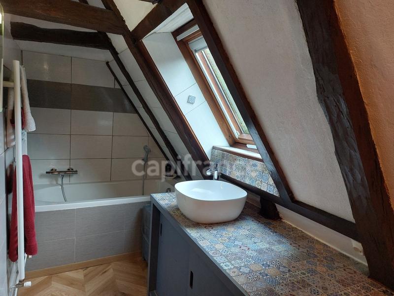 Maison - 230 m² - 10 pièces