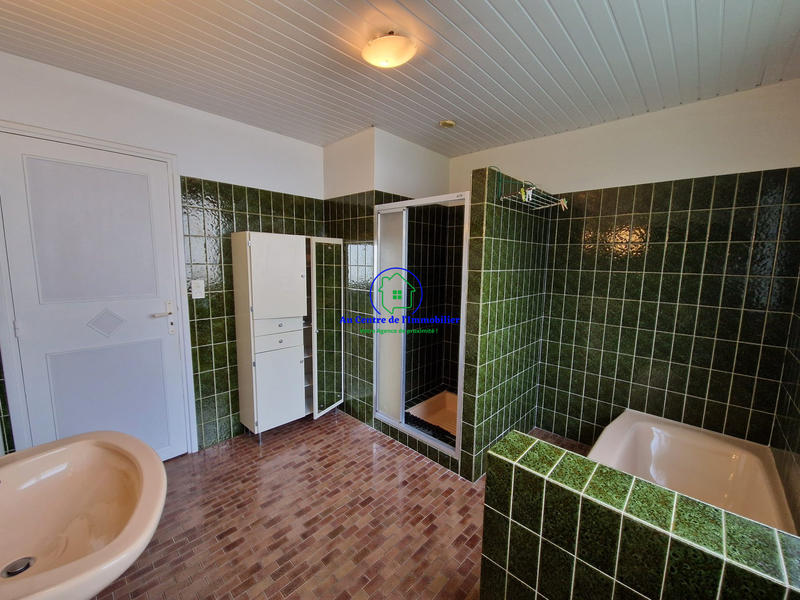 Maison traditionnelle - 129 m² - 6 pièces