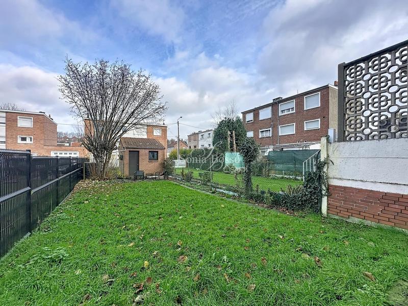 Maison - 88 m² - 4 pièces