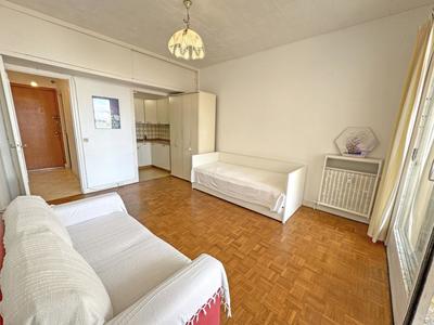 Studio - 26 m² - 1 pièce