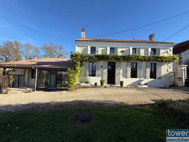 Maison - 171 m² - 6 pièces