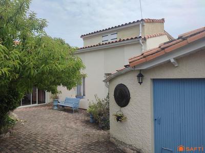 Maison - 163 m² - 7 pièces