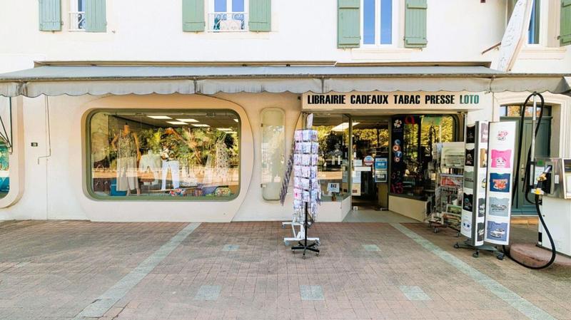 Fonds de commerce - 110 m²