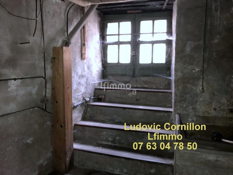 Maison de village - 280 m² - 8 pièces