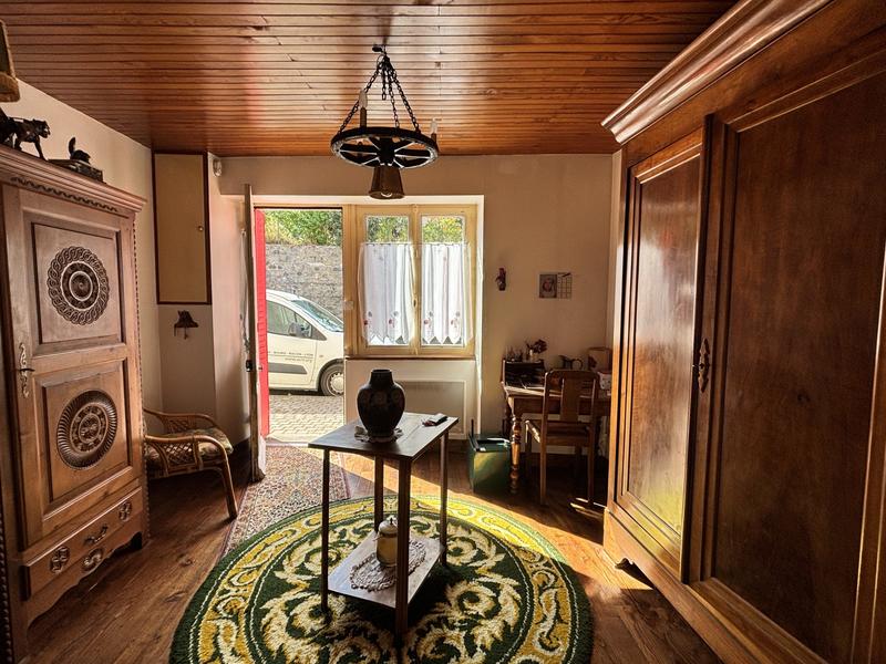 Maison ancienne - 96 m² - 7 pièces