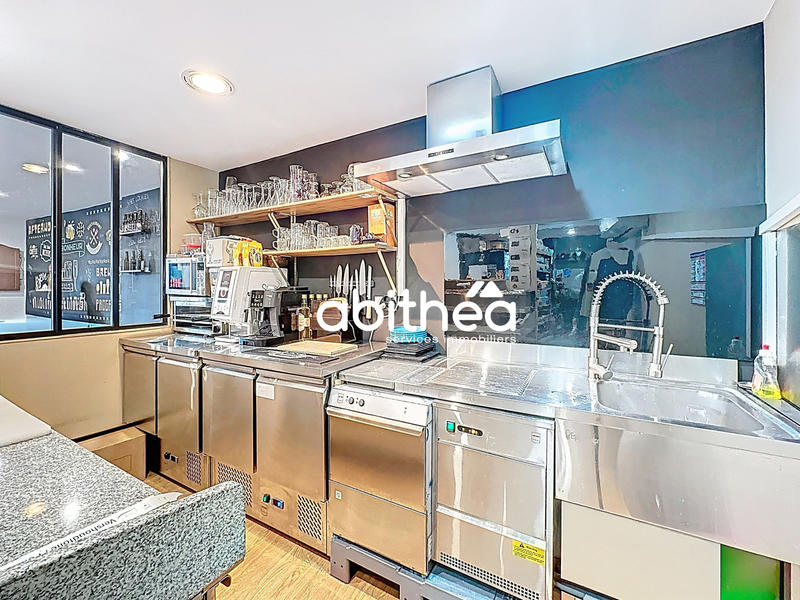 Fonds de commerce - Magasins - 70 m²