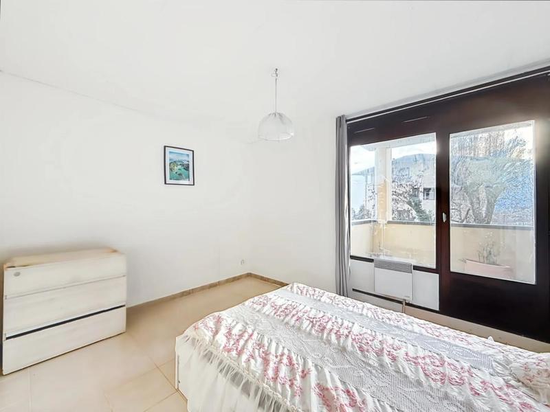 Appartement - 91 m² - 5 pièces