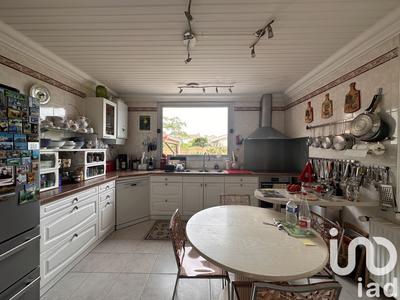 Maison - 158 m² - 8 pièces