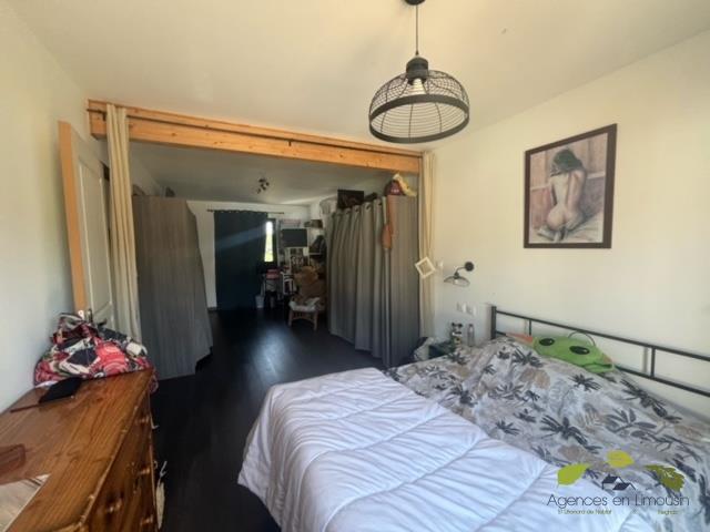 Propriété - 135 m² - 5 pièces